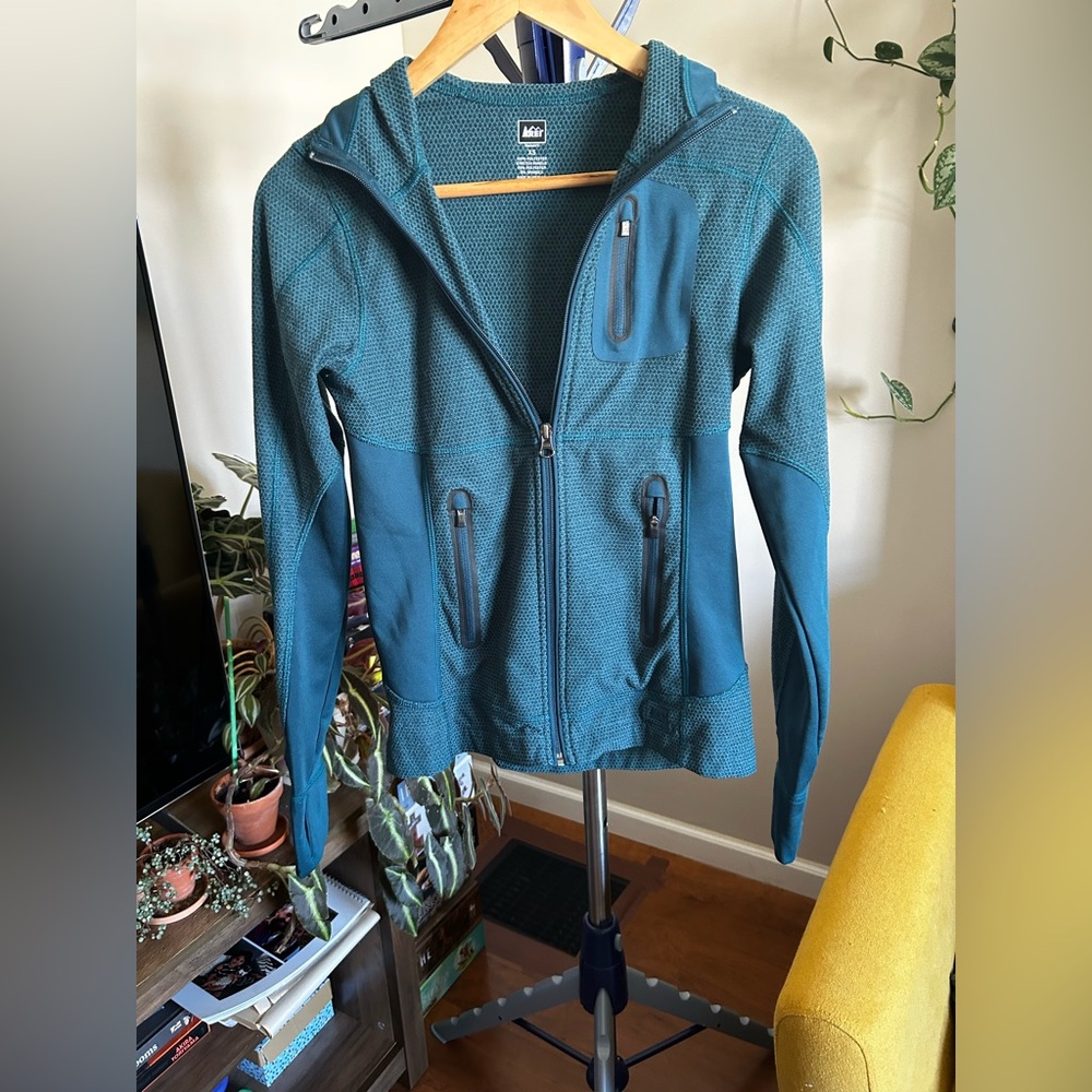 REI zip up with Fitted Silhouette